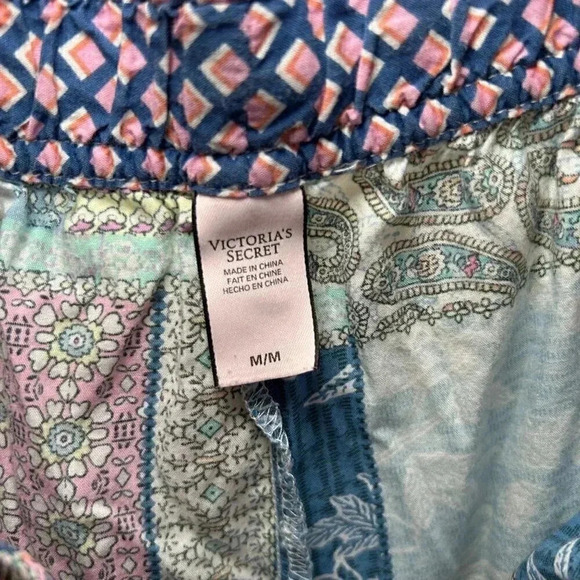 Victoria’s Secret Size Medium Sleep Shorts Comfort Casual Floral Romantic - Picture 3 of 4